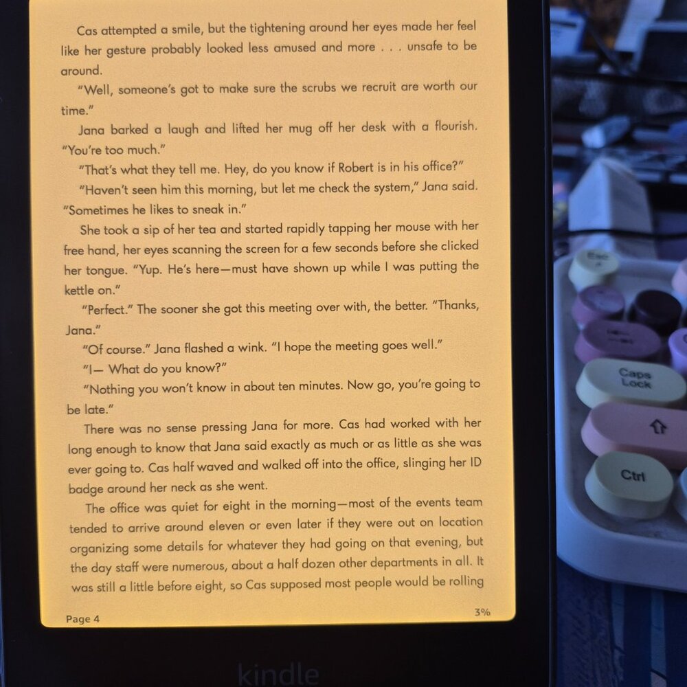 Kindle Color Soft - Picture 8 of 16